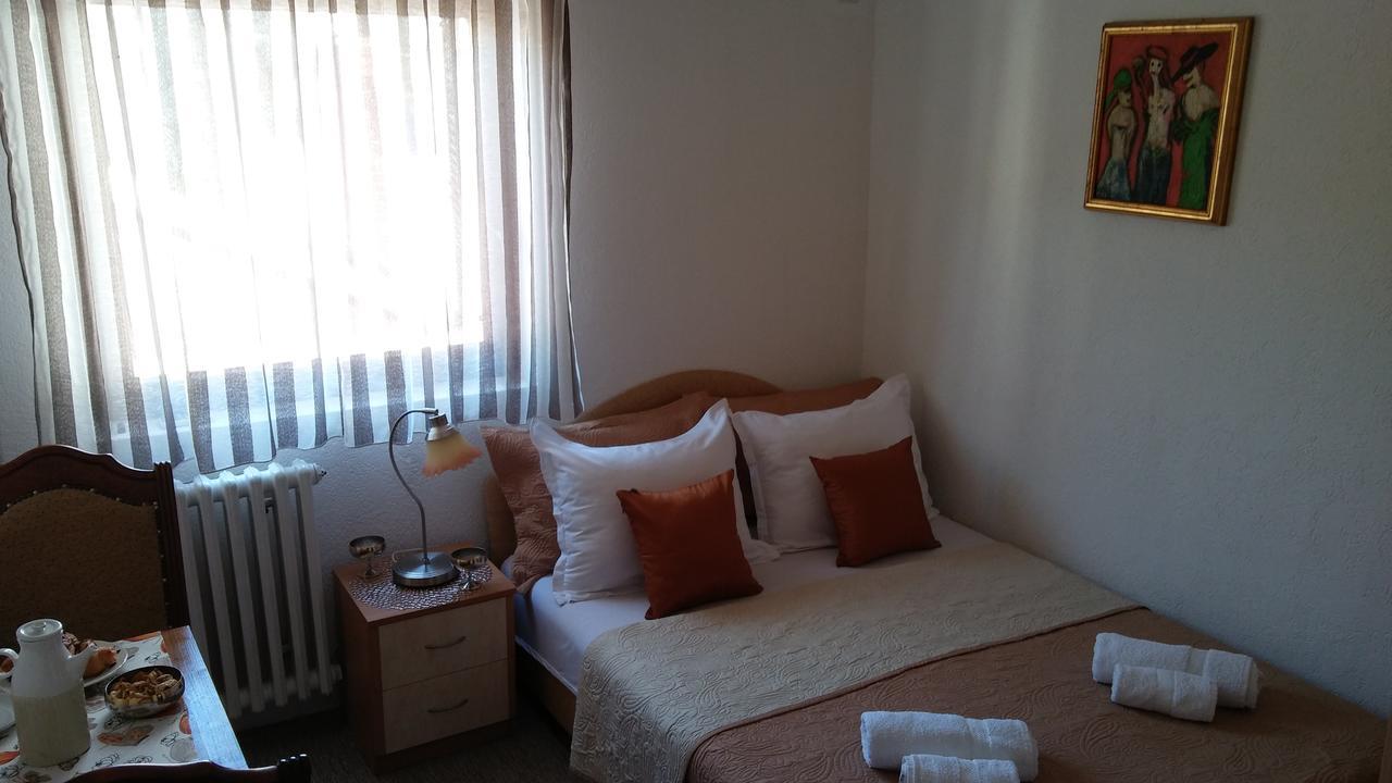 Guest House Villa Castio Petrovac Εξωτερικό φωτογραφία