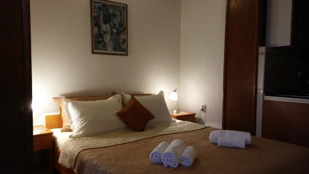 Guest House Villa Castio Petrovac Εξωτερικό φωτογραφία