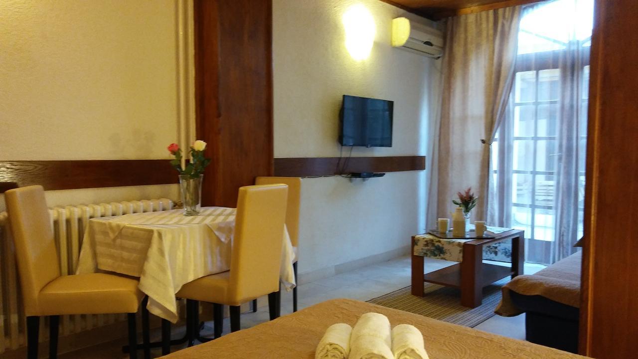 Guest House Villa Castio Petrovac Εξωτερικό φωτογραφία